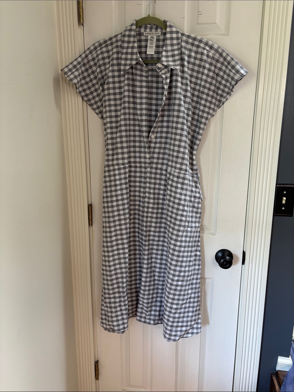 Robbie Bee Grey and White Gingham Midi Shirt Dress